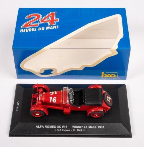 ALFA ROMEO 8C #16 LE MANS WINNER 1931: An Alfa Romeo 8C, #16 winner Le Mans 1931, as driven by Lord Howe & H. Birkin, product number LM1931, manufactured by IXO models, in 24 Heures Du Mans packaging