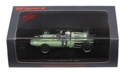 LOTUS 24 BRITISH GP 1962 IRELAND: A Lotus 24 model car, the number 32 as driven by Innes Ireland, in the 1962 British GP, manufactured by Spark models, product number S4270