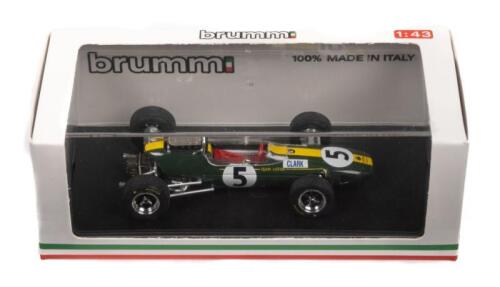 120 · LOTUS 33 #5 JIM CLARK TEAM LOTUS: A Lotus 33 model car, the number #5 Team Lotus grand prix car as raced at the Inghilterra in 1965, as raced by Jim Clark, made in Italy, manufactured by brumm, product number R590