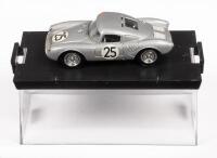 PORSCHE 550 1500/RS #25 LE MANS 1956: A Porsche 550 model, this is the 1500/RS coupe, the number #25 race car, as driven in the 1956 Le Mans race, manufactured by Brumm models, product number R193, model comes on a plinth base palte with an acrylic clear 