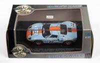 FORD GT 40 #22 1969: A 1:43 scale 1969 Ford GT 40 #22 12 hours Sebring winner team pilotes: Jacky Ickx-Jackie Divier,&nbsp;manufactured by Eagle's Race, in original box