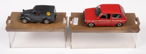 FIAT COMMERCIAL VAN, MINI AUSTIN METRO: Two 1:43 scale Corgi/Brumm models including a Fiat 500 Commercial Van PT and a Mini Austin Metro