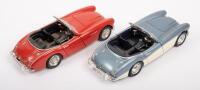 AUSTIN HEALEY: Two 1:18&nbsp;scale&nbsp;models including a 1956 Austin Healey and a 1961 Austin Healey - 2