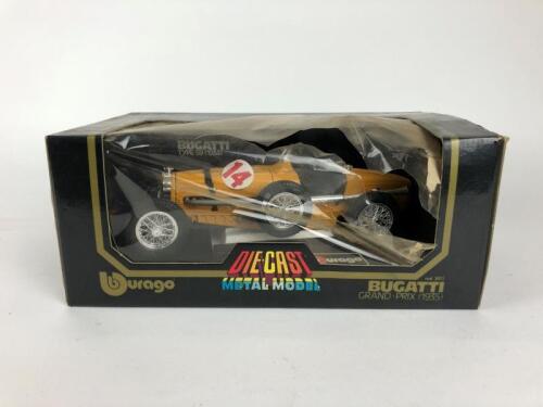 BBURAGO BUGATTI: A 1:18 scale Bburago Bugatti Grand-Prix