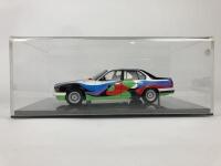 BMW: Pair of 1:18 scale BMW art cars (NB description) - 10
