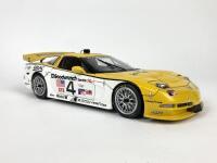 CHEVROLET: Three 1:18 scale racing Chevrolet Corvettes produced by AutoArt (NB description) - 5