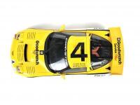 CHEVROLET: Three 1:18 scale racing Chevrolet Corvettes produced by AutoArt (NB description) - 7