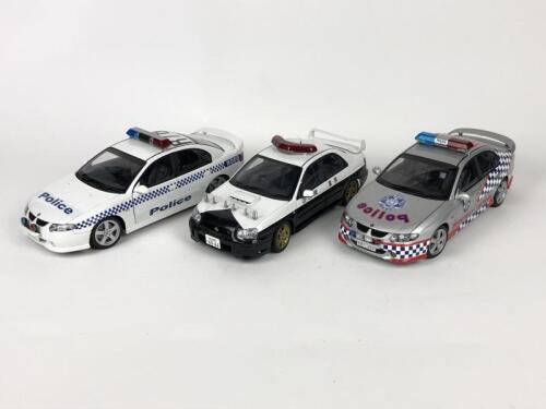 Subaru police JAPAN AUTOart Ref 78656 limited 6000 tres tres rare Subaru police JAPAN AUTOart Ref 78656 limited 6000 tres tres rare
