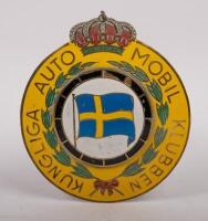 SWEDEN: An enamel Kungliga Automobil Klubben (Royal Automobile Club) of Sweden grille badge with raised Swedish flag at centre and crown finial, 8cm in diameter