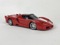 FERRARI: Three 1:18 scale Ferrari cars produced by Hotwheels (NB description) - 5