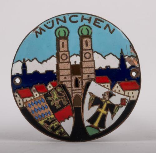MUNICH: A fine detailed enamel Munich city badge, with mounting holes, 6cm in diameter