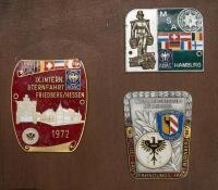 BADGE BOARD: A badge board including 22 German related fine detailed badges, all fixed - 3