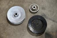 PULLEY: A quanity of various sized pulleys [Location: Sydney] - 2