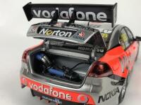 HOLDEN: Three 1:18 scale Holden V8 racing cars produced by Classic Carlectables (NB description) - 11