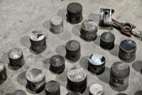 PISTONS: A quantity of various size alloy pistons. [Location: Sydney] - 10