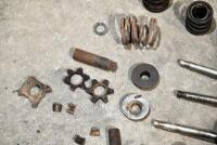 VALVES: A quantity of valves, valves springs, valve guides and valve keepers. [Location: Sydney] - 3