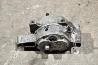 DOUGLAS: A Douglas 3-speed gearbox. Gearbox #IG/9320