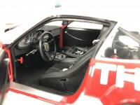 FERRARI: Trio of 1:18 scale Ferrari 365 GTB/4 racing cars produced by Kyosho (NB description) - 10
