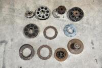 CLUTCH: A quantity of miscellaneous clutch parts, unknown make or model. [Location: Sydney]