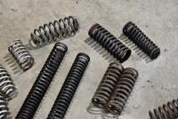 SPRINGS: A quantity of miscellaneous&nbsp;large springs. [Location: Sydney] - 3