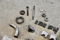 MISCELLANEOUS: A group of miscellaneous motorcycle parts, unknown make or models. [Location: Sydney] - 5