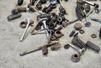 VALVE SPRINGS: A quantity of valve springs, unknown make or model. [Location: Sydney] - 3