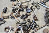 VALVE SPRINGS: A quantity of valve springs, unknown make or model. [Location: Sydney] - 6