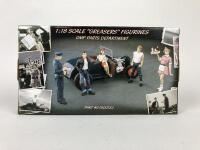 FIGURES: Group of 1:18 scale unopened character figures (NB description) - 3