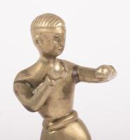BOXING: A circa 1930s Boxing figural&nbsp;mascot badge on turned timber base (not affixed), approx 10.5cm high (mascot only) - 3