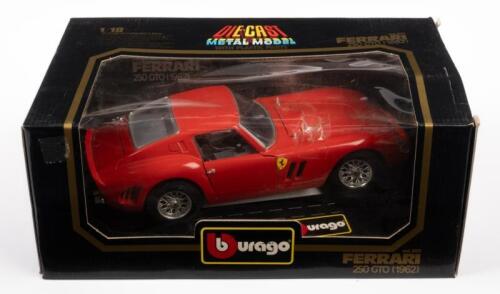 FERRARI 250 GTO: A 1:18 scale 1962 Ferrari 250 GTO model, finished in red paintwork