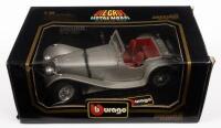 JAGUAR SS 100: A&nbsp;1:18&nbsp;scale 1937&nbsp;Jaguar SS 100 model, finished in silver paintwork