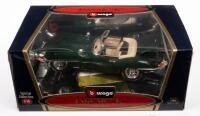 JAGUAR E TYPE: A&nbsp;1:18&nbsp;scale 1961&nbsp;Jaguar E&nbsp;cabriolet, finished in green paintwork