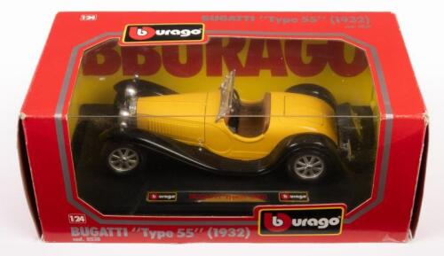BUGATTI TYPE 55: A 1:24 scale 1932 Bugatti Type 55 model, finished in yellow paintwork with black mudguards