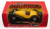 BUGATTI TYPE 55: A&nbsp;1:24 scale 1932&nbsp;Bugatti Type 55&nbsp;model, finished in yellow paintwork with black mudguards