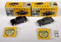ROVER P5 MK2: Two VANGUARDS, 1:43 scale, Rover P5 MkII&nbsp;models, one in marine grey&nbsp;and one in burgundy