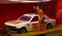 CORGI: A Corgi 1981 Tour De France set, includes a Peugeot support vehicle, bicycles and three figurines (#13), in original box - 2