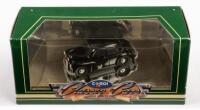 CORGI CLASSIC CARS: A 1988 Corgi Classic Cars 1:43 scale Morris Minor 1000 (#C702/1), in original box