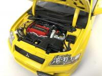 MITSUBISHI: Three 1:18 scale Mitsubishi Lancer Evolution cars produced by AutoArt (NB description) - 9