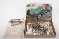 LOTUS: A Tamiya&nbsp;1:24 scale Lotus Super 7 Series II model kit, all parts sealed in box
