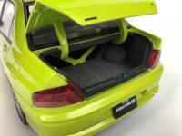 MITSUBISHI: Three 1:18 scale Mitsubishi Lancer Evolution cars produced by AutoArt (NB description) - 18