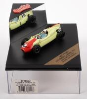 COOPER CLIMAX T51: A limited edition (0823/2000) Vitesse model including a Cooper Climax T51 'Yeoman Credit Racing Team' 1960