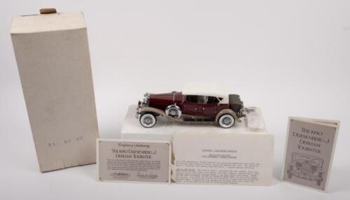 Franklin Mint - 1:24 - Duesenberg J Derham Tourster de 1930 Franklin Mint - 1:24 - Duesenberg J Derham Tourster de 1930
