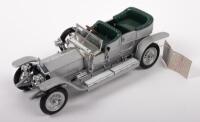 ROLLS ROYCE: A 1:24&nbsp;scale 1907 Rolls Royce silver ghost model, finished in silver paintwork