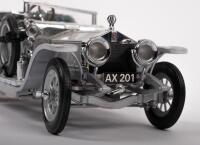 ROLLS ROYCE: A 1:24&nbsp;scale 1907 Rolls Royce silver ghost model, finished in silver paintwork - 3