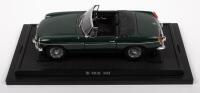 MGB MkI: A 1:18&nbsp;scale&nbsp;MGB MKI&nbsp;model, made by Kyosho, finished in British racing green