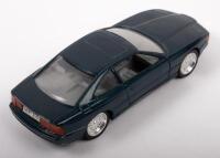 BMW: A 1:24 scale BMW 850i model, colour green, by Sunnyside Models, no box - 2