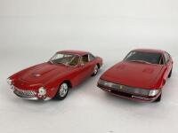 FERRARI: Pair of 1:18 scale Ferrari model cars (NB description)