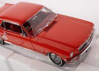 FORD MUSTANG: A 1:18 scale 1966 Ford Mustang coupe, finished in signal flare red paintwork - 2