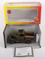 FORD A MODEL: A 1:18 scale 1931 Ford&nbsp;model A pick up,&nbsp;finished in a weathered rust look and real wooden sides