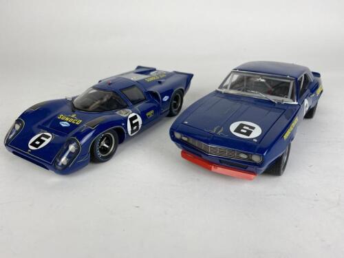 CHEVROLET: Two 1:18 Penske Racing cars produced by GMP (NB description)